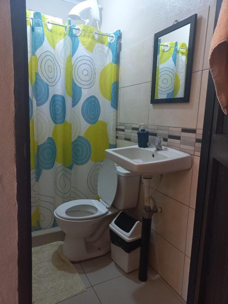 Apartamentos Caiman 3 Tortuguero Exterior photo